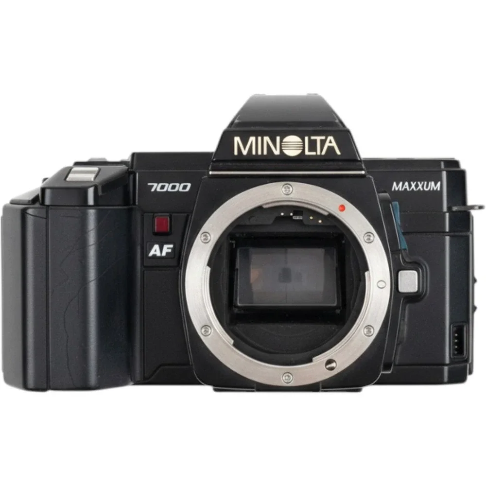 Minolta Maxxum 7000 AF 35mm SLR Film Camera Body with Data Back 70 Black